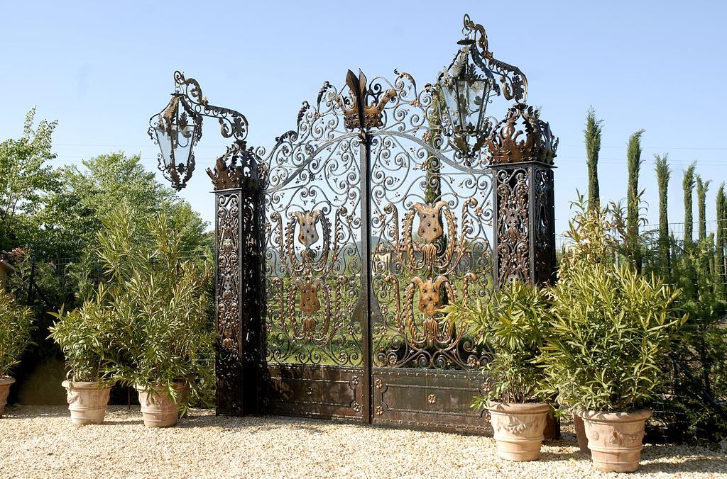Hotel Borgo Santo Pietro Chiusdino Exterior foto